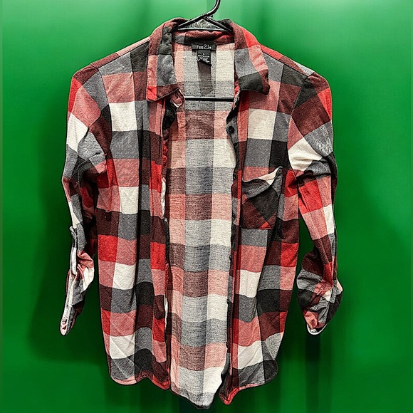 Rue21 Red and Black Plaid Button Down Shirt SMALL - Picture 1 of 4